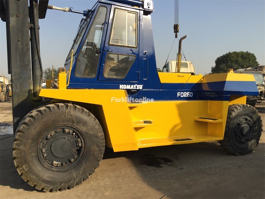 Komatsu FD250 carretilla elevadora gran tonelaje